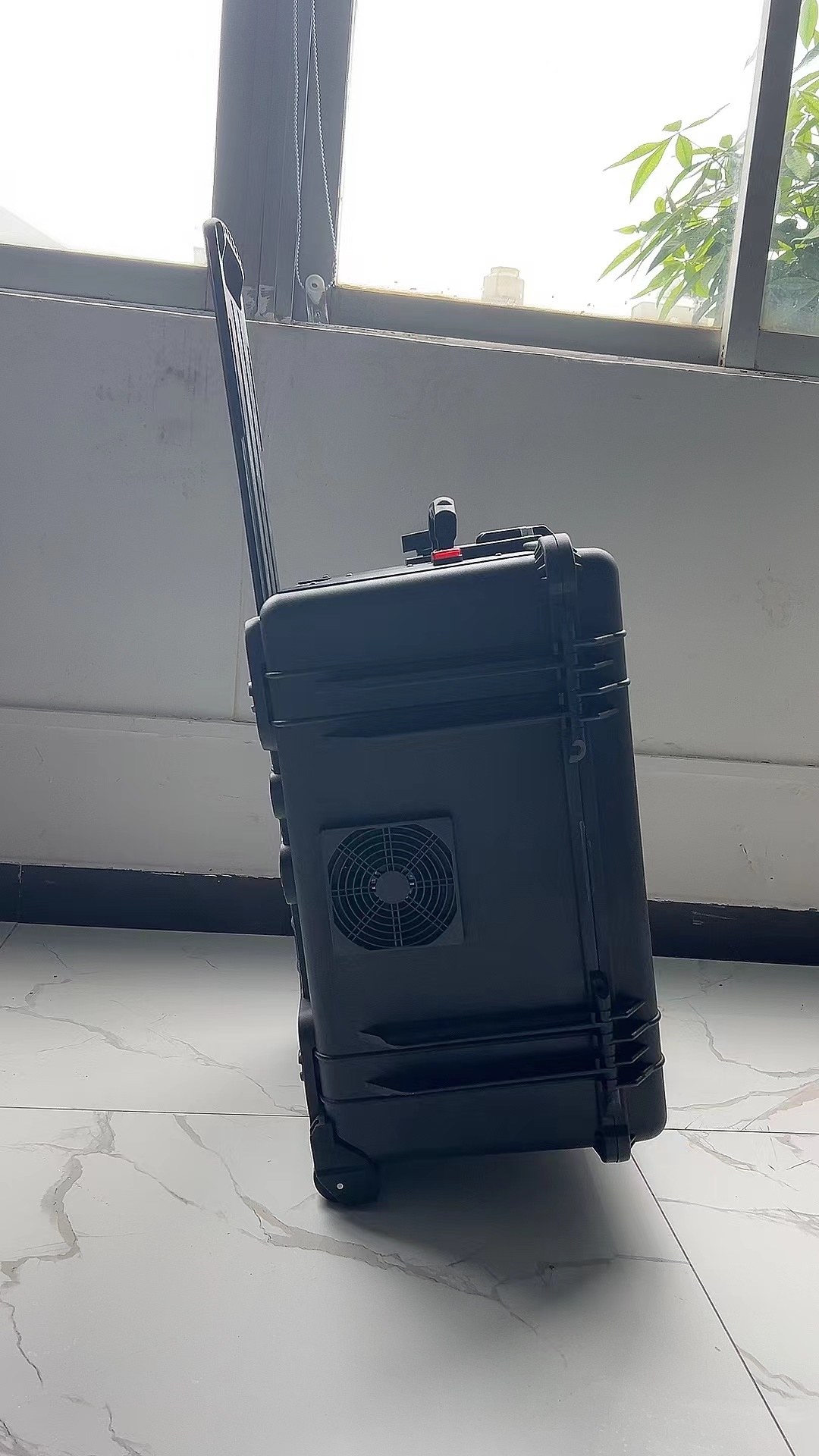 墨江手拉箱型移动通信干扰器